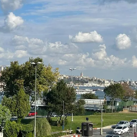 Waterfront Villa By The Tram - Private Terrace With Dome & Golden Horn View In Fatih Istanbul Exterior foto
