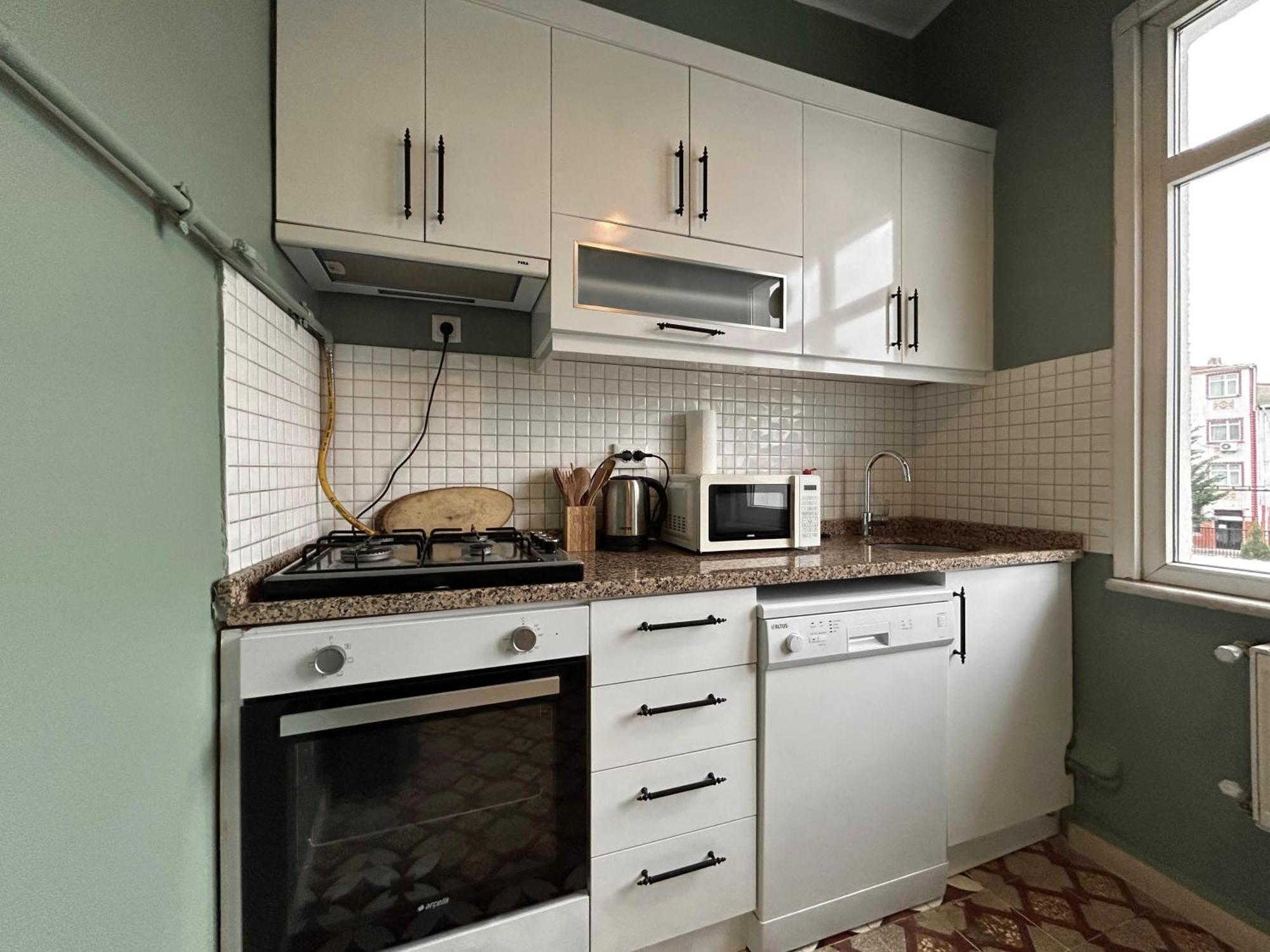 Hébergement de vacances Waterfront By The Tram - Private Terrace With Dome & Golden Horn View In Fatih *